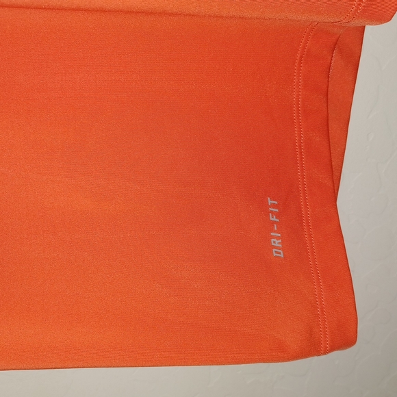 Nike Fitted Shirt - Picture 4 of 12